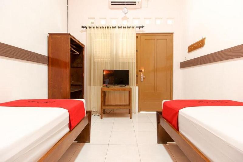 Reddoorz Near Rs Sarjito Yogyakarta Hotell Eksteriør bilde