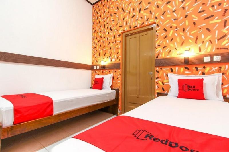 Reddoorz Near Rs Sarjito Yogyakarta Hotell Eksteriør bilde